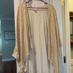 Sseko flowy multi way shawl